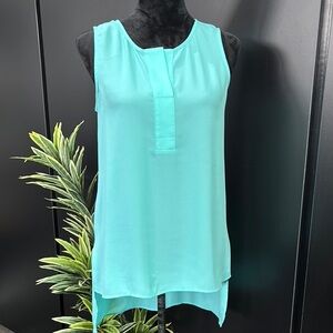 Worthington Sheer,lightweight,round V-neck cut,sleeveless,extended back hem,aqua